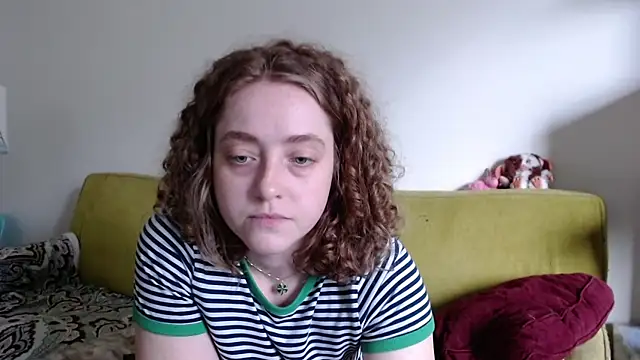 DeliaBlew online show from 06/04/26, 04:46