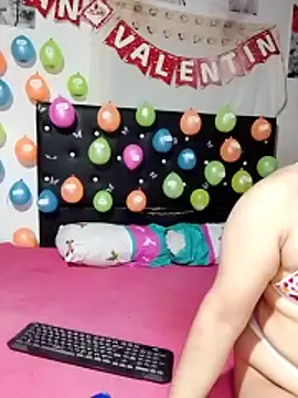 Snapshot of sissy-lover chatting on 02/15/26, 05:26 sissy-lover online show from 02/15/26, 05:26