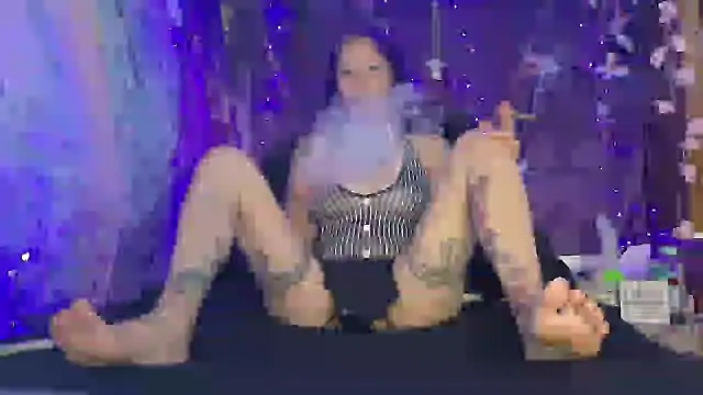 Freckleangel69 online show from 07/14/26, 02:05
