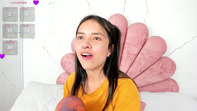 Cherrybombs  online show from 02/05/26, 02:11