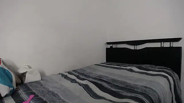 nohemyDream online show from 12/16/25, 05:23