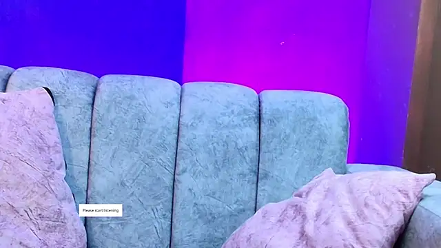 Snapshot of brunette_candyy_ chatting on 03/18/26, 02:42 brunette candyy online show from 03/18/26, 02:42