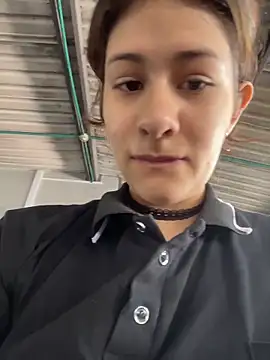 dakota021 online show from 04/17/26, 08:12