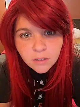 Snapshot of WattledFourth chatting on 12/17/25, 02:45 WattledFourth online show from 12/17/25, 02:45