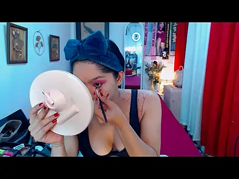 UrScreenGoddess online show from 12/14/25, 11:09