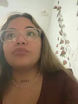 Lindalatina2001 online show from 03/28/26, 01:49