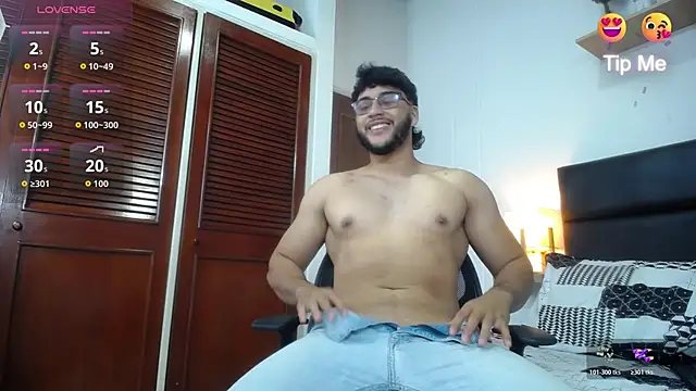 mike foxxx  online show from 12/15/25, 01:04