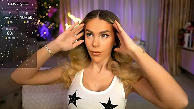 ChloeVelvetx online show from 12/22/25, 10:40