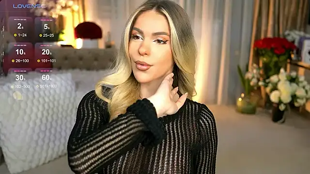 ChloeVelvetx online show from 03/12/26, 09:32