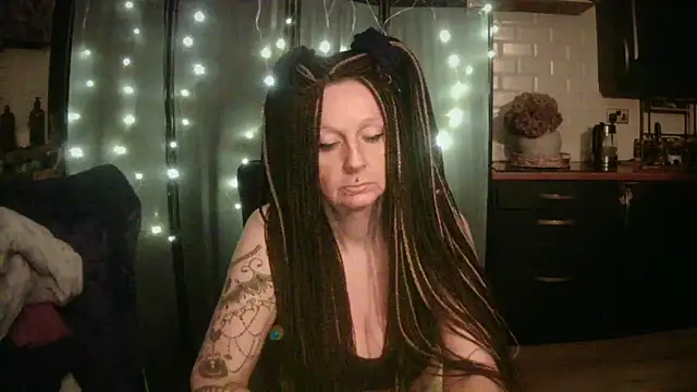 pixxiexo online show from 02/18/26, 12:06