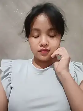 Snapshot of Pretty-haert chatting on 06/07/26, 05:38 Pretty-haert online show from 06/07/26, 05:38