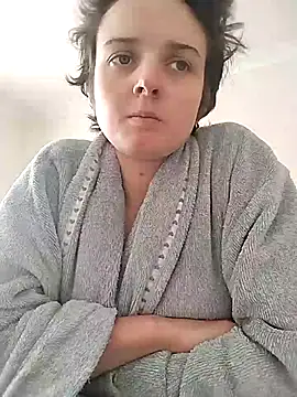 Amy01112 online show from 04/21/26, 03:17