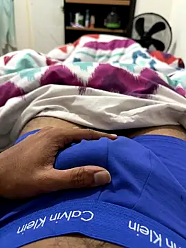 Snapshot of DipKing chatting on 12/01/25, 05:18 DipKing online show from 12/01/25, 05:18