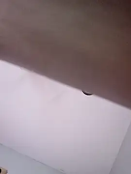 Lalin2323 online show from 03/25/26, 12:16