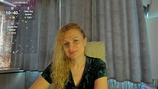 LanaLight x online show from 05/22/26, 04:08