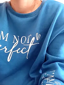 gatitachula93 online show from 03/31/26, 02:06