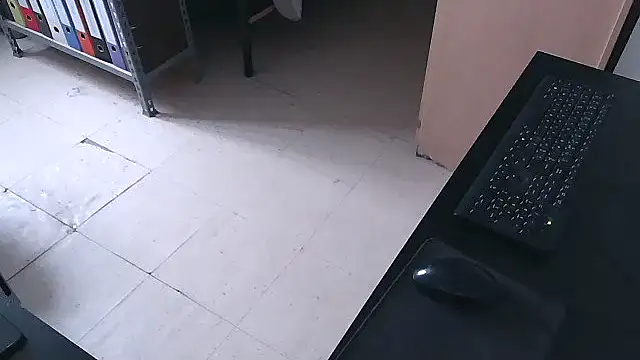 TRESBONNEBITE online show from 02/11/26, 02:44