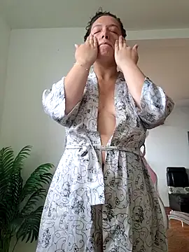 adele 69 online show from 02/13/26, 04:58