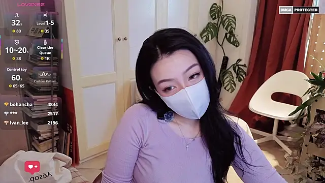 nayomi 34f online show from 04/06/26, 04:57