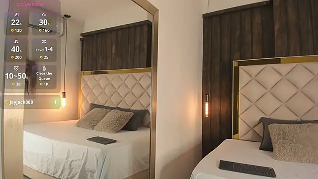 viiolet whitee online show from 04/04/26, 01:08