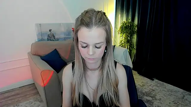 MidnighteAura online show from 05/20/26, 11:27
