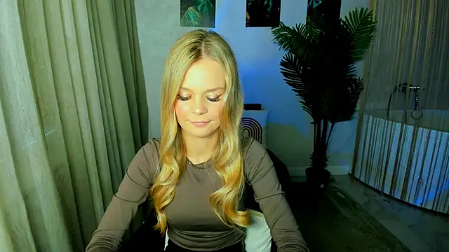 MidnighteAura online show from 05/30/26, 11:40