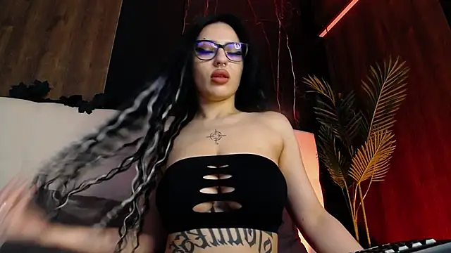 RavenFoxxy online show from 05/11/26, 06:30