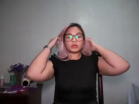 Tina Slick online show from 05/13/26, 01:08
