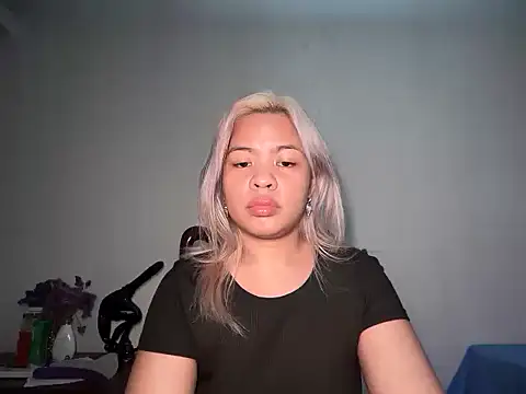Tina Slick online show from 06/04/26, 02:23
