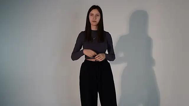 Snapshot of UmbraElyon chatting on 02/22/26, 12:15 UmbraElyon online show from 02/22/26, 12:15