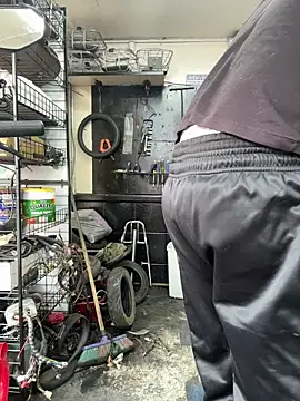 Johan stick online show from 12/19/25, 03:30