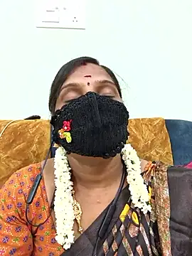 Snapshot of Tamil_Pallavi chatting on 04/29/26, 05:30 Tamil Pallavi online show from 04/29/26, 05:30