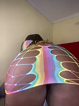 GiantClithpee online show from 04/10/26, 09:58