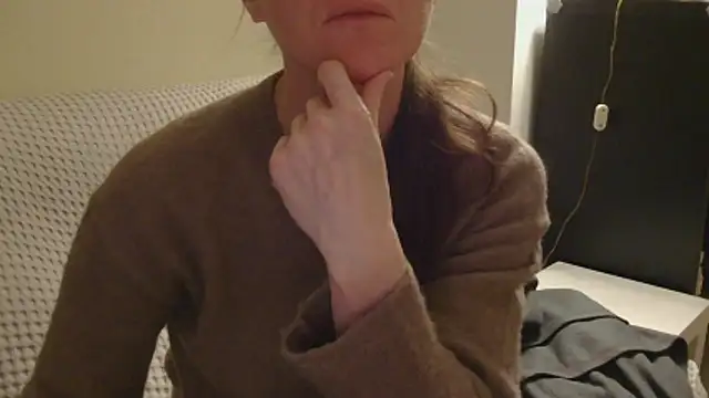 Snapshot of AuroraAG chatting on 02/05/26, 08:35 AuroraAG online show from 02/05/26, 08:35