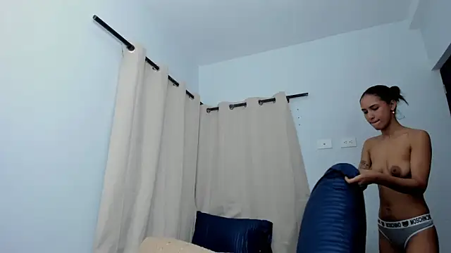 Samantha luv  online show from 03/20/26, 06:57