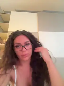 SiennaLuxexx online show from 07/21/26, 04:42