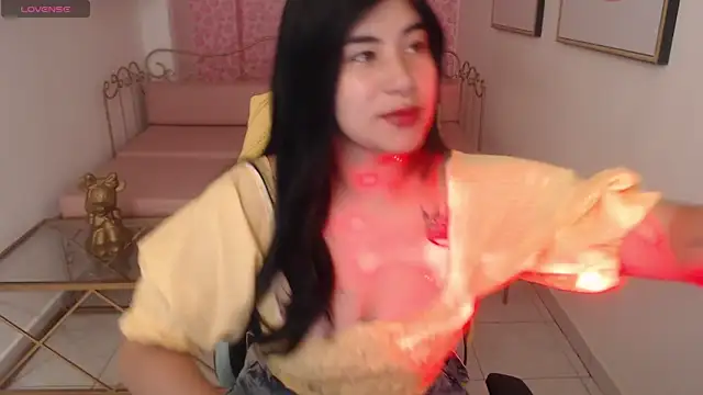 Nina harpper  online show from 01/15/26, 01:16