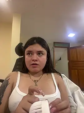 Camila Duarte2 online show from 04/10/26, 05:06