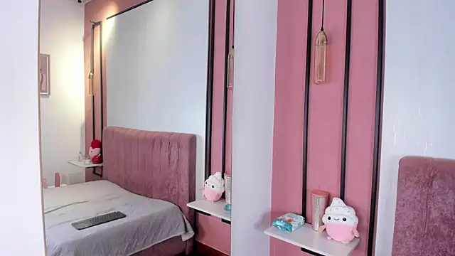 MissSavage  online show from 03/13/26, 07:42