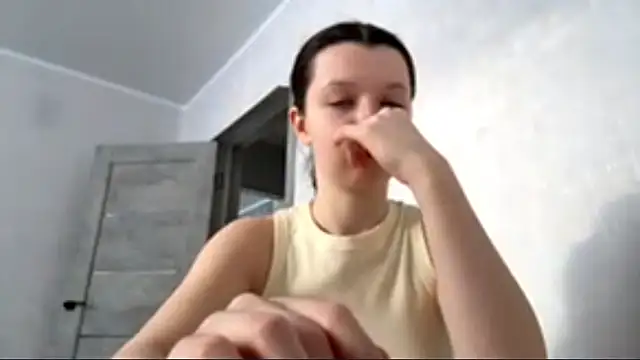 EllieBerrie online show from 12/14/25, 09:47