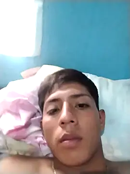 Manuelp0203 online show from 04/12/26, 09:31