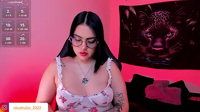 Nicolle Ruizz online show from 12/03/25, 10:35