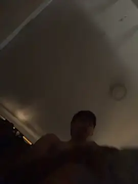 Lander Cruz online show from 12/17/25, 07:09