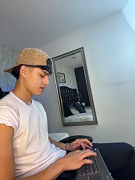 Lander Cruz online show from 02/27/26, 06:08