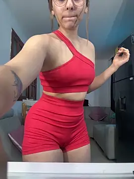 Snapshot of MollyZanderbond chatting on 12/02/25, 09:43 MollyZanderbond online show from 12/02/25, 09:43