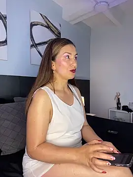 ViennaMilf online show from 02/08/26, 04:38