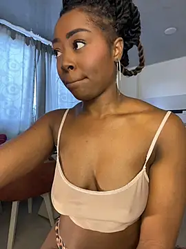 Cynthia es online show from 07/28/26, 06:31