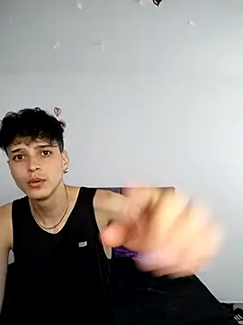 hottie couplee online show from 02/15/26, 10:50