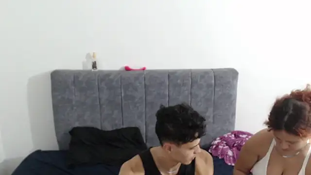 hottie couplee online show from 05/29/26, 10:52
