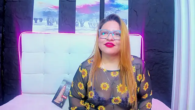 Snapshot of Sue_andersson chatting on 02/02/26, 10:14 Sue andersson online show from 02/02/26, 10:14